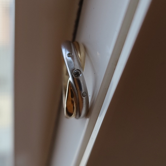 White and yellow 14K gold ring with dimonds - Picture 8 of 16